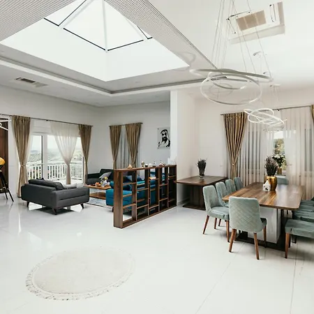 Skyrise 3*