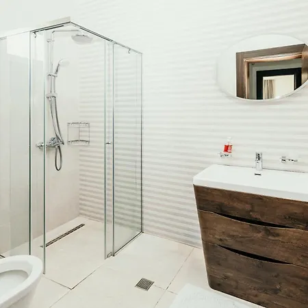 Hotel Skyrise 3*